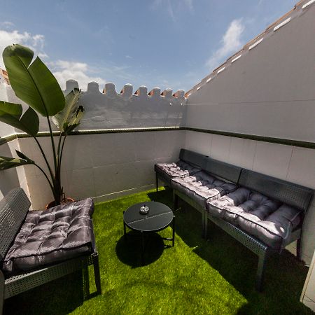Abril Nerja Hotel Екстериор снимка