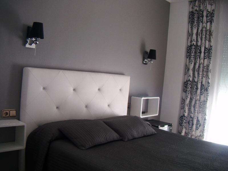 Abril Nerja Hotel Екстериор снимка