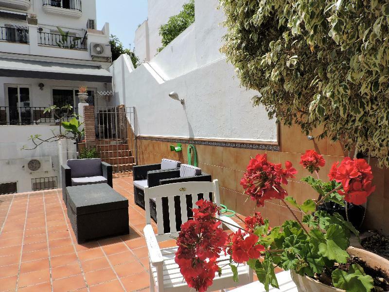 Abril Nerja Hotel Екстериор снимка